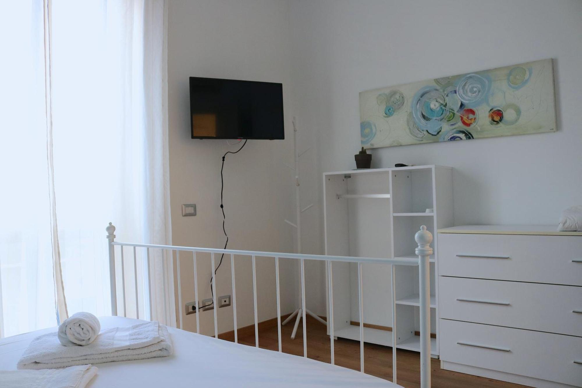 Lovely Navigli With Balcony - Via Carlo Torre Appartement *